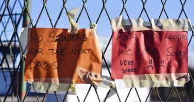 Dalle rotte dei Balcani storie di violenze e soprusi sui migranti Dalle rotte dei Balcani storie di violenze e soprusi sui migranti