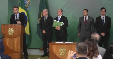 Brasile, la “sicurezza” di Bolsonaro che mette a rischio le donne Brasile, la “sicurezza” di Bolsonaro che mette a rischio le donne