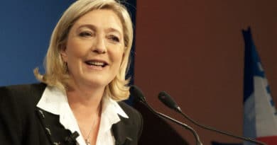 Come la destra populista in Europa strumentalizza le donne Come la destra populista in Europa strumentalizza le donne