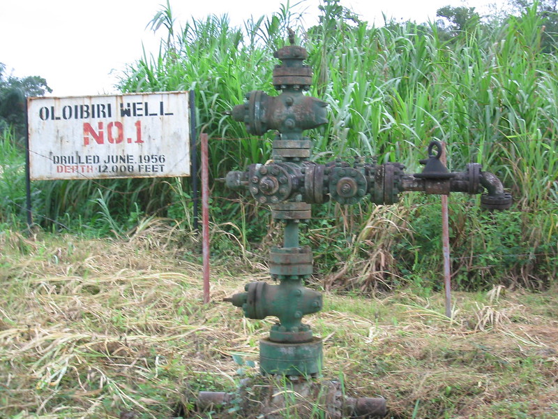 Il primo pozzo petrolifero realizzato in Nigeria dalla Shell nel 1956