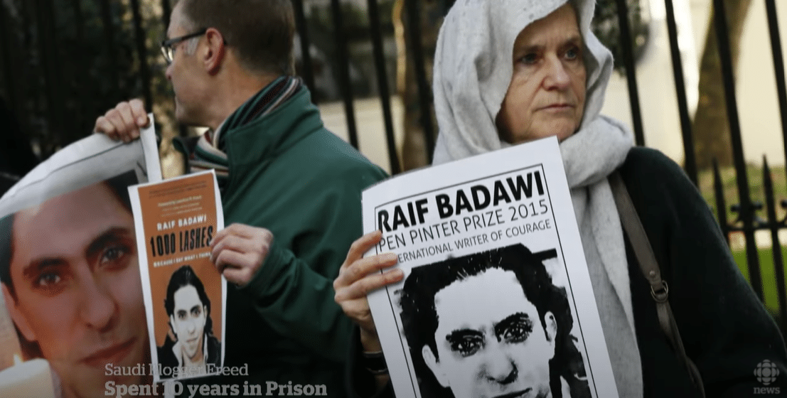 Manifestazione per la liberazione di Raif Badawi - Foto da video CBS News