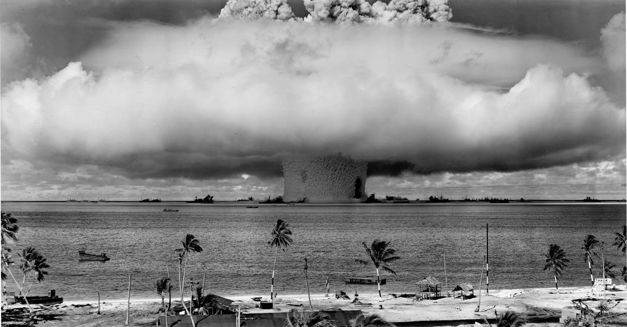 Tra il 1946 e il 1958 gli Stati Uniti effettuarono una serie di test nucleari sull'isola di Bikini nel Pacifico. Immagine ripresa da Wikipedia.