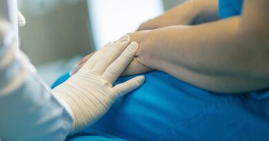 L’accesso alle cure non è per tutti, l’Italia che discrimina sulla salute